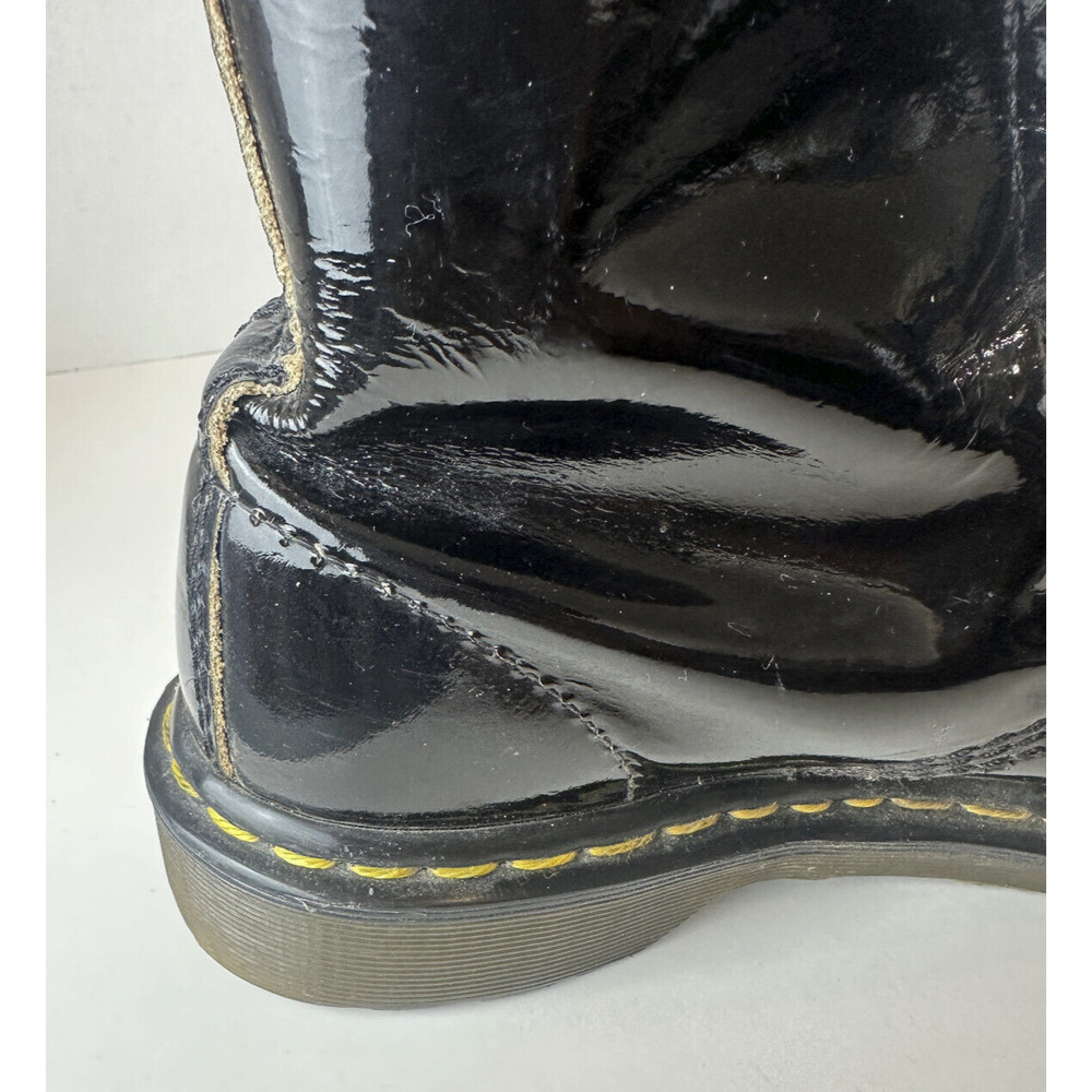 Doc Dr. Martens Shiny Patent Leather Boots Black Lace Sz 8 Moto Grunge *Flawed - Picture 8 of 16